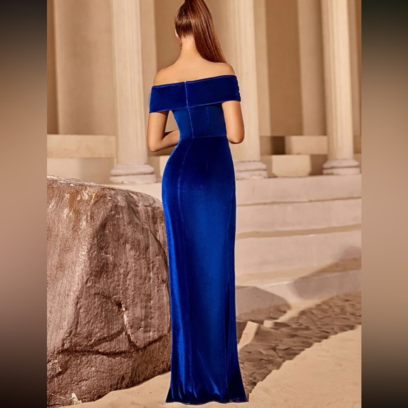 Luxe off shoulder slit thigh party formal prom wedding velvet gown dress - Picture 3 of 7